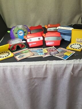 Lot Of‎ 7 Viewmaster and 19 reels